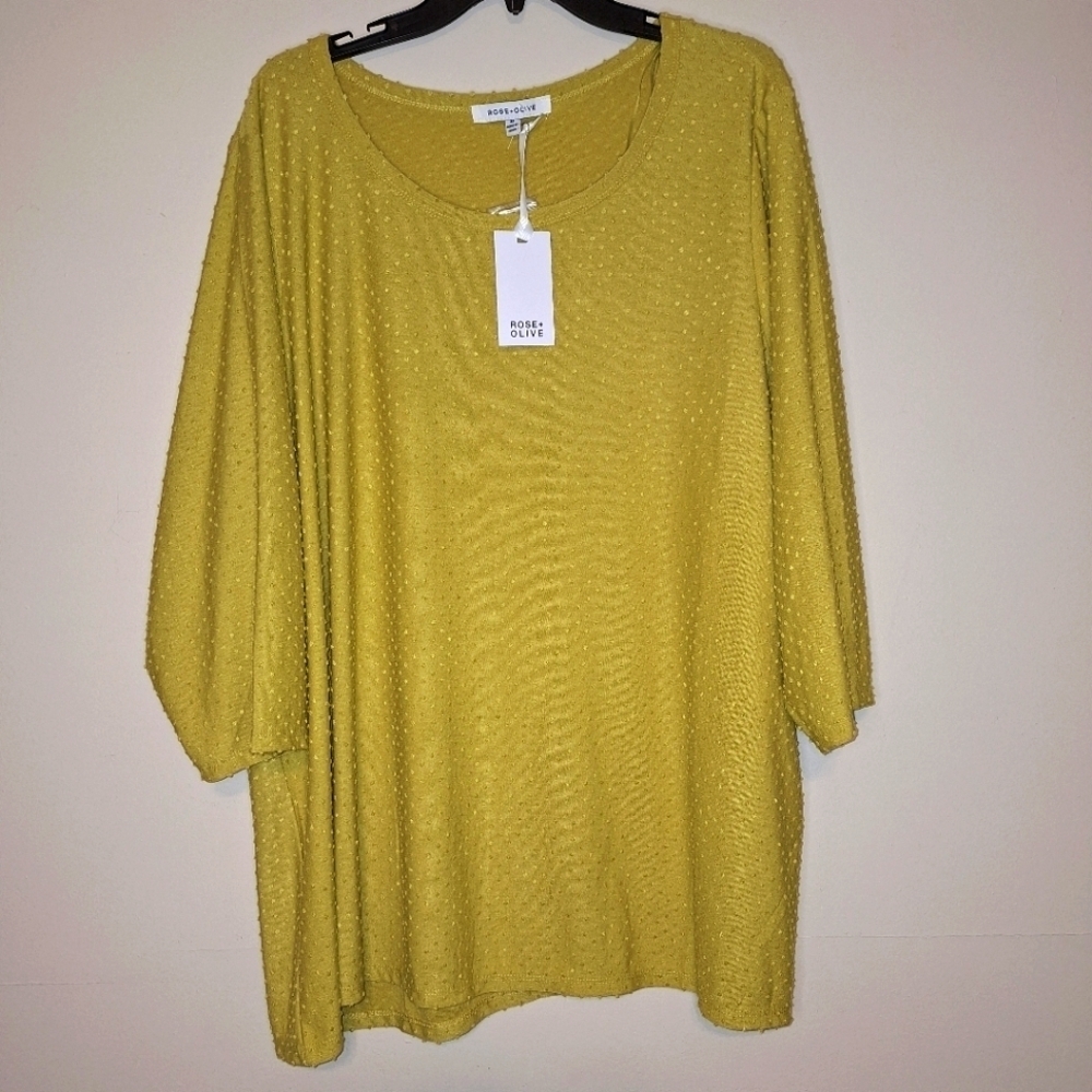 A Rose and Olive mustard yellow 3/4 sleeve Swiss dot top in a size 3X. NWT